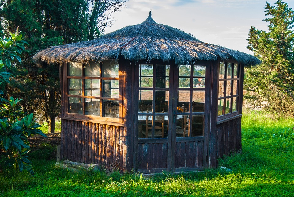 La pergolas, une construction idéale pour passer d’excellent moment de détente et de relaxtion entre amis etc